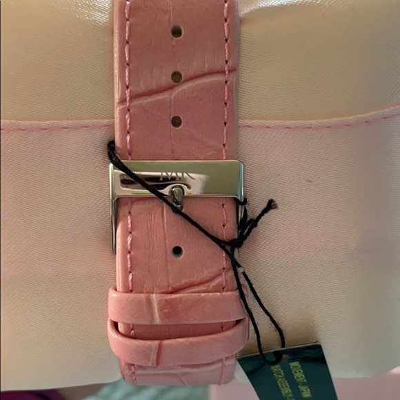 Mary Kay watch - Picture 2 of 3